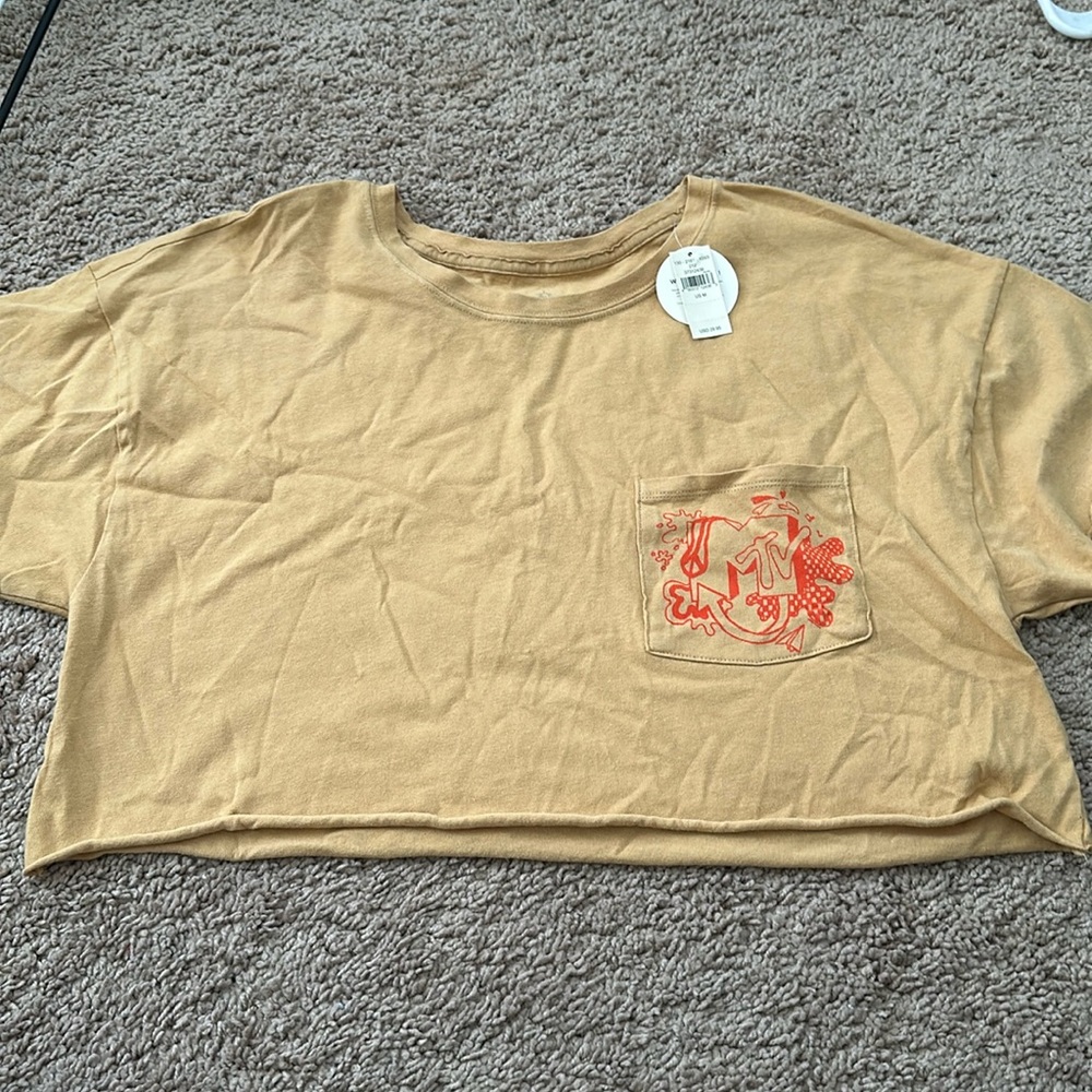 MTV cropped tee
